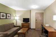 Ruang Umum Comfort Inn & Suites Fayetteville - University Area