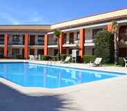 Swimming Pool 3 Hotel Colonial Juarez