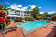 Swimming Pool City Terraces Cairns