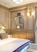 BEDROOM Cristallo, a Luxury Collection Resort & Spa