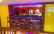 Bar, Cafe and Lounge 2 IRA By Orchid Mumbai T-2 International Airport