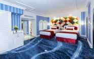 Kamar Tidur 4 Hotel Beverly Plaza