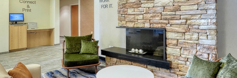 Lobby Fairfield Inn & Suites by Marriott Woodbridge