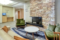 Lobby Fairfield Inn & Suites by Marriott Woodbridge