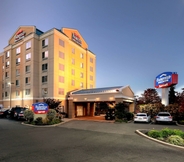 Exterior 2 Fairfield Inn & Suites by Marriott Woodbridge