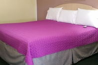 Bedroom Budget Inn Corning