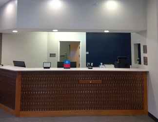 Lobby 2 SureStay Plus Hotel by Best Western Highland Poughkeepsie