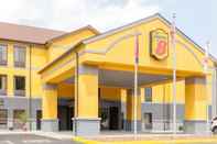 Luar Bangunan Super 8 by Wyndham Crossville TN