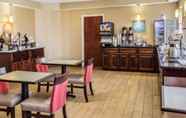 Restaurant 4 SureStay Plus by Best Western Jonestown Lebanon Valley