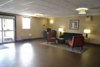 Lobby SureStay Plus by Best Western Jonestown Lebanon Valley