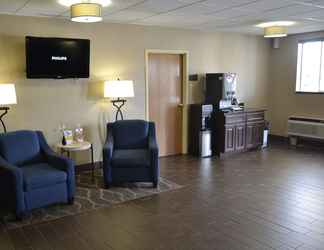 Lobby 2 SureStay Plus by Best Western Jonestown Lebanon Valley