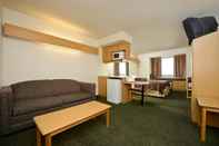 Common Space Americas Best Value Inn & Suites Ada