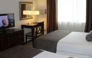 Kamar Tidur 7 Red Lion Inn and Suites
