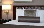 Kamar Tidur 6 Red Lion Inn and Suites