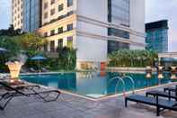 Swimming Pool Sheraton Dongguan Hotel