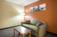 Khu vực công cộng Sleep Inn & Suites Sheboygan I-43