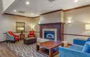 Lobi 6 Comfort Inn & Suites St. Louis - O'Fallon