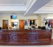 Lobi 3 Abbey Court, Hyde Park Hotels