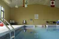 Swimming Pool Hearthstone Inn Sydney