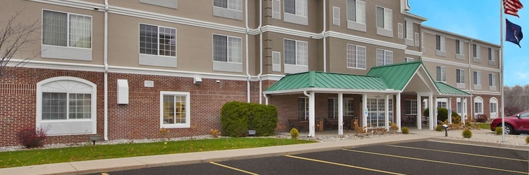 Bên ngoài Country Inn & Suites by Radisson, Big Rapids, MI