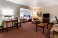 ห้องนอน Quality Inn & Suites Fort Madison near Hwy 61