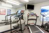 Fitness Center Quality Inn & Suites Fort Madison near Hwy 61