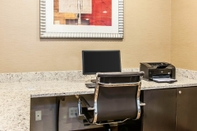 Functional Hall Comfort Suites