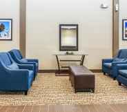 Lobby 4 Comfort Suites