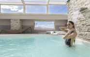 Swimming Pool 4 Hotel Donatello Imola