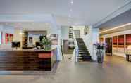 Lobi 4 Best Western Premier Hotel Beaulac