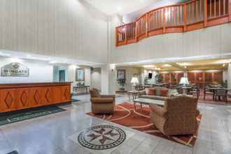 Lobby 4 Wingate by Wyndham - Orlando International Airport