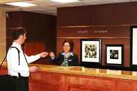 Lobby Hampton Inn & Suites by Hilton Windsor