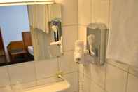 Toilet Kamar City Hotel Wiesbaden