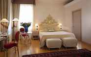 Kamar Tidur 4 Liassidi Palace Hotel