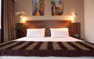 Bilik Tidur 3 Leonardo Hotel Glasgow - Formerly Jurys Inn