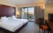 Kamar Tidur 7 DoubleTree by Hilton Islantilla Beach Golf Resort