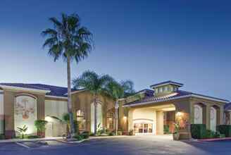 Exterior 4 La Quinta Inn & Suites by Wyndham Los Banos