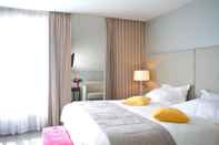 Bedroom Hotel De L'Universite