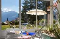 Swimming Pool Hotel Helvetia Intergolf