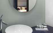 Toilet Kamar 7 Park Plaza Leeds