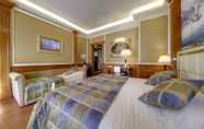 Phòng ngủ 4 Hotel Splendid