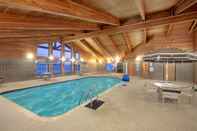 Swimming Pool AmericInn by Wyndham Sayre