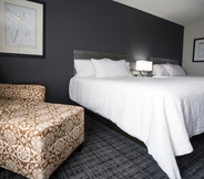 Kamar Tidur 4 Hilton Garden Inn Louisville Airport