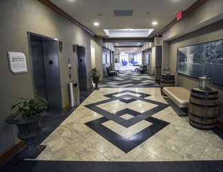 Lobby 2 Hilton Garden Inn Louisville Airport