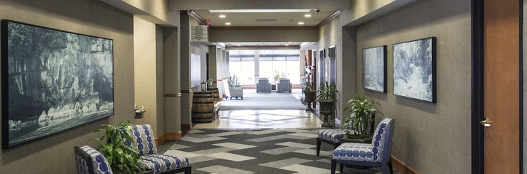 Lobby Hilton Garden Inn Louisville Airport