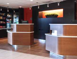 Sảnh chờ 2 Courtyard by Marriott Salinas Monterey