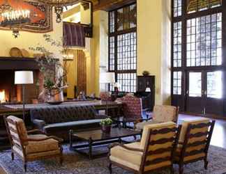 Lobby 2 The Ahwahnee