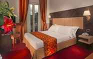 Bilik Tidur 4 Pinewood Hotel Rome