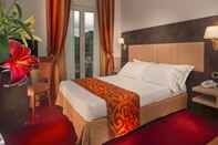 Bedroom Pinewood Hotel Rome