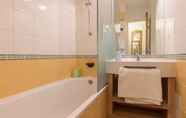 Phòng tắm bên trong 7 Pierre & Vacances Residence Les Sentiers du Tueda